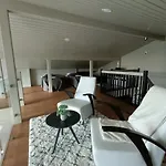 Villa Naava Luppo - Upea Jaervinaekymaellae Ja Ulkoporealtaalla Ähtäri