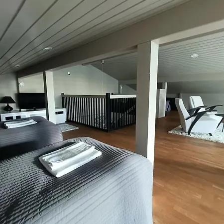 Villa Naava Luppo - Upea Jaervinaekymaellae Ja Ulkoporealtaalla Ähtäri