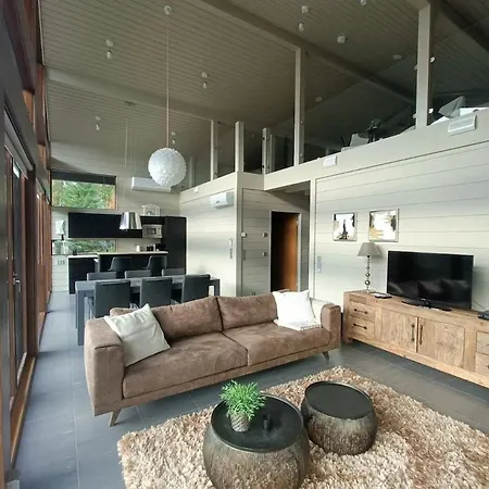 Villa Naava Luppo - Upea Jaervinaekymaellae Ja Ulkoporealtaalla Ähtäri